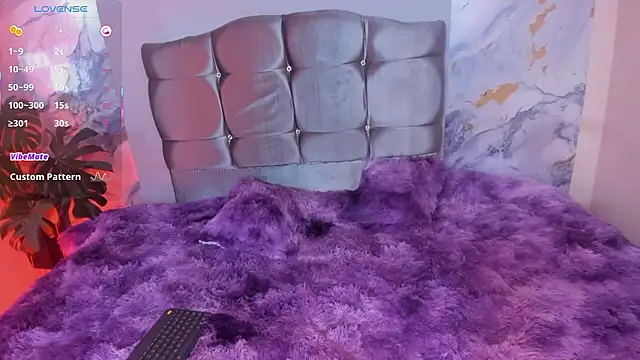 Sky_Rivers live sex cam