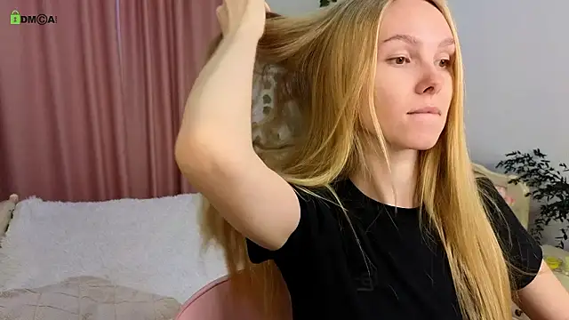 olivia_hi's cam snapshot