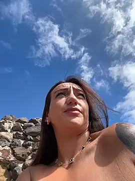 Ninabigtitied live sex cam