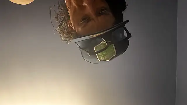 gurlnips live sex cam