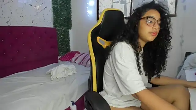 emily_stars1 live sex cam