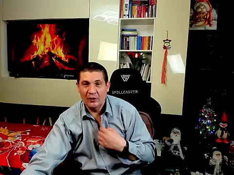 SpartacusDaddy48 live sex cam