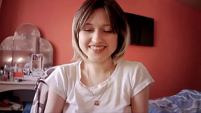 SnowWhiteNika live sex cam