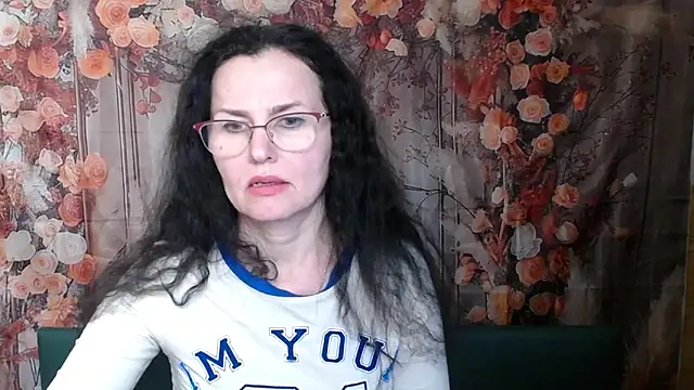 Miroslava_Happi's cam snapshot