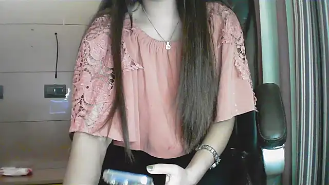 collage_hoty's cam snapshot