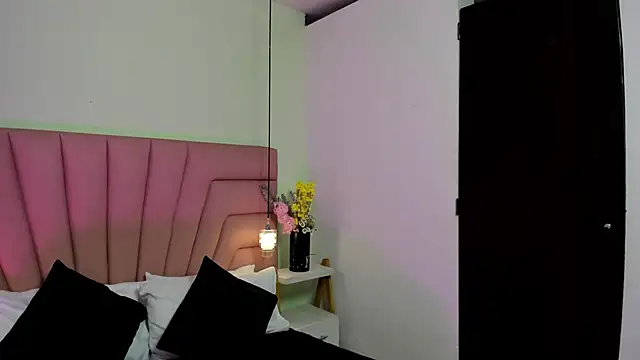 Kim_Luna1's cam snapshot