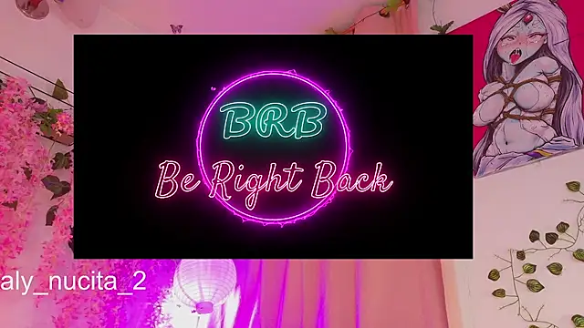 aly_nucita_'s cam snapshot