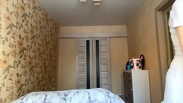 ElsieKuhlmann's cam snapshot