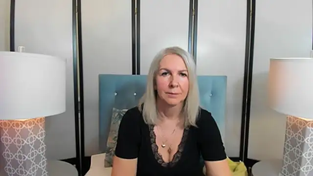 EricaTop's cam snapshot