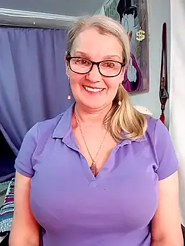 irinamaux live sex cam