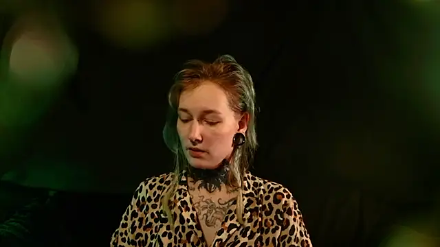 Littlespacemouse's cam snapshot