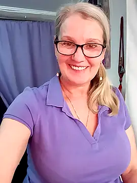 irinamaux live sex cam