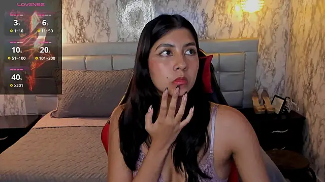 Lana_Sl4ve's cam snapshot