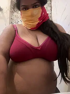 ThickkDesiDoLL's cam snapshot