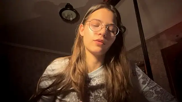 EdythRozier's cam snapshot