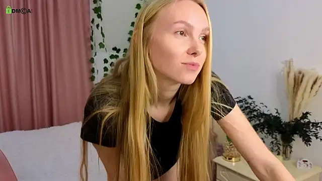 olivia_hi's cam snapshot