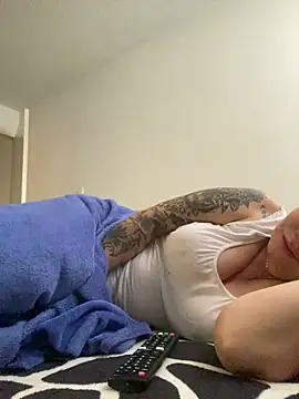 HealingHoney live sex cam