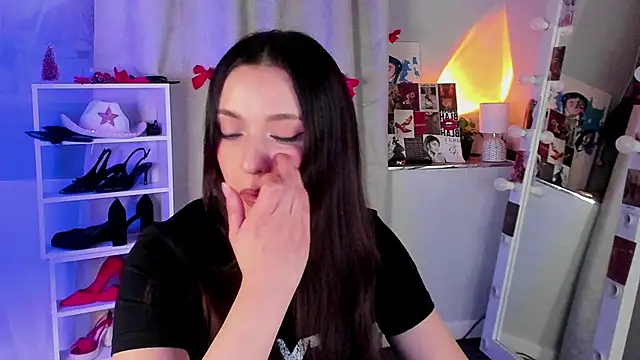 Sahara_Shields's cam snapshot