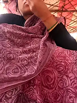 Sonam_pandeyji's cam snapshot