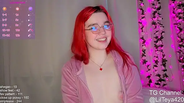 little_Teya's cam snapshot