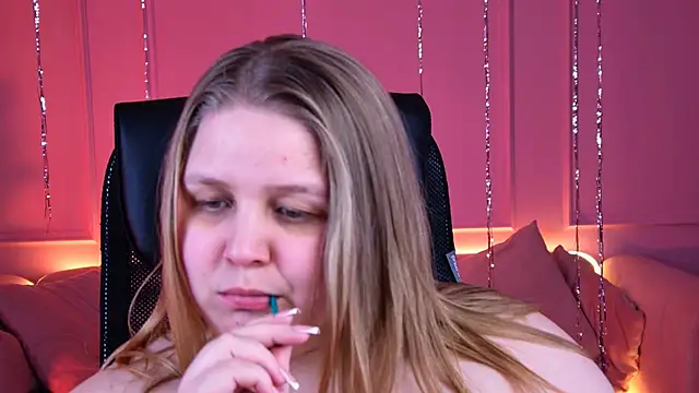 SladaDell's cam snapshot