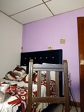 EllisW8 live sex cam