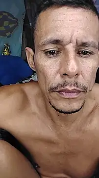 juanmaur22 live sex cam