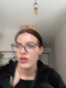 little_belucci live sex cam