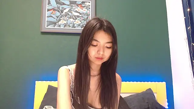 Shy_Kira live sex cam