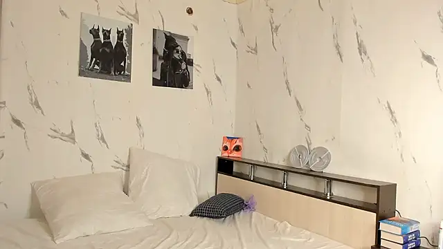 SophieRayne live sex cam