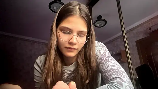 EdythRozier's cam snapshot