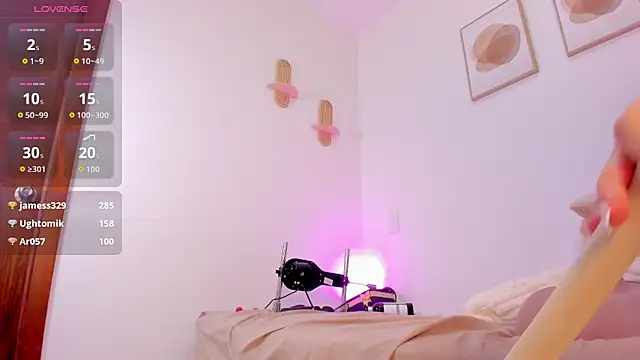 Mia_222's cam snapshot