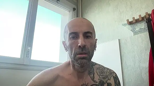 slave44nantes live sex cam