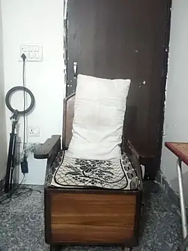 simmi_jaan17's cam snapshot