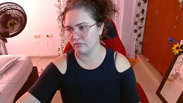 helenca43's cam snapshot