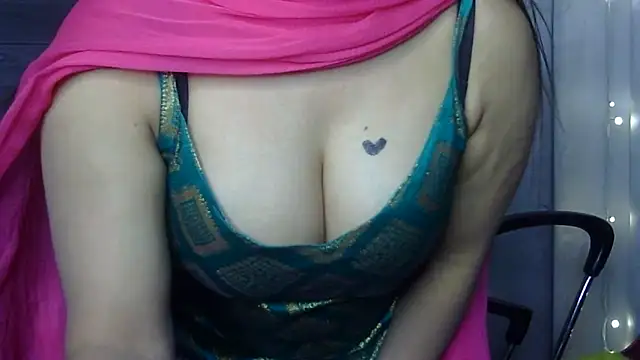 Naughty-Riya's cam snapshot