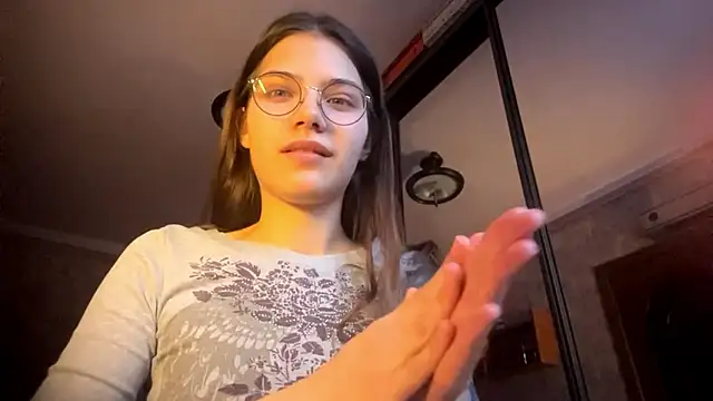 EdythRozier's cam snapshot