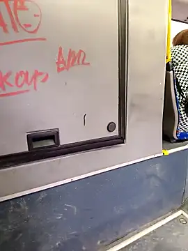 YourSweetRi's cam snapshot