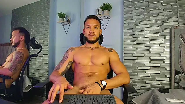 ARON_TAYLER01 live sex cam