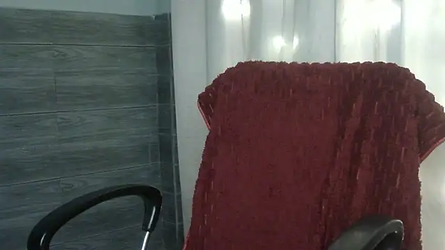 Naughty-Riya's cam snapshot