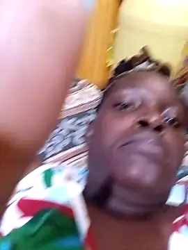 pretty_prickle's cam snapshot