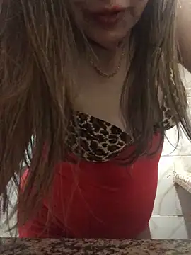 Julia_sexygirl_'s cam snapshot