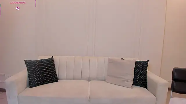 VeronicaBlue's cam snapshot