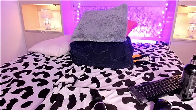 GabyMason_'s cam snapshot