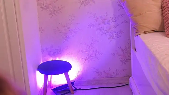 ClaraHazel's cam snapshot