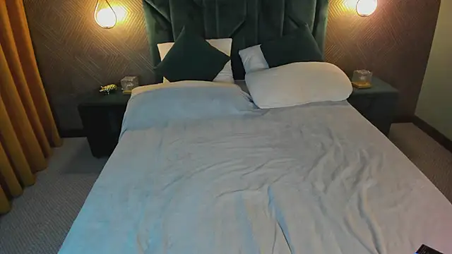 Chloee_White's cam snapshot