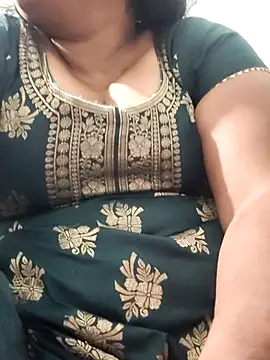 Hot_indian_Milf's cam snapshot