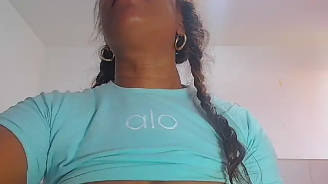 GREATNIPLES's cam snapshot