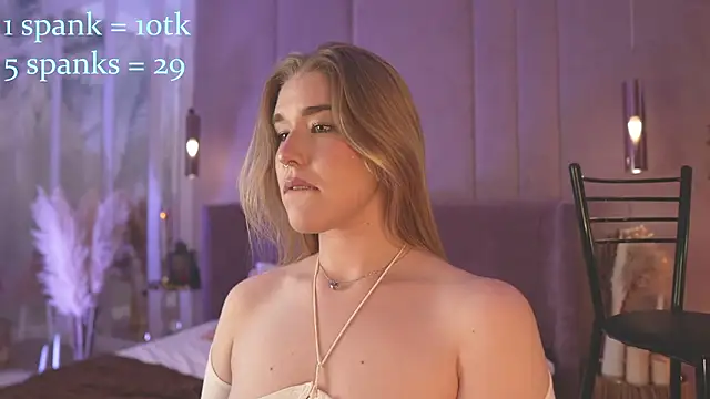 Smiley_Mia's cam snapshot