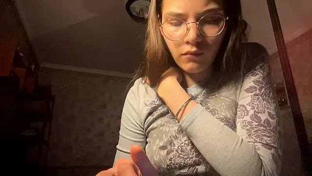 EdythRozier's cam snapshot